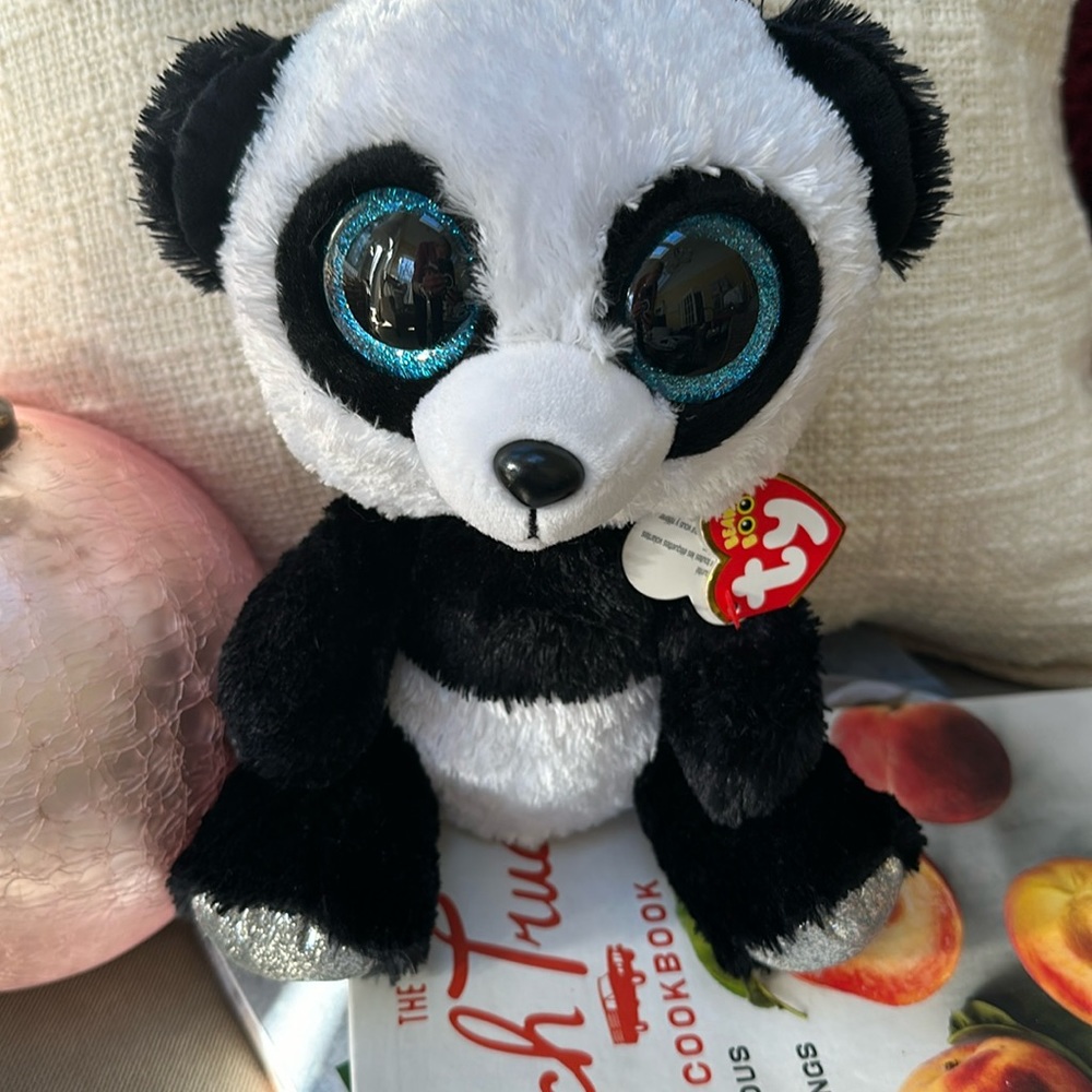 BAMBOO Ty Beanie Baby Collection NWT panda bear gorgeous blue eyes!